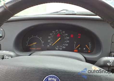 1996 Saab 900 S z USA, uszkodzony, nr VIN YS3DD75B5T7004137